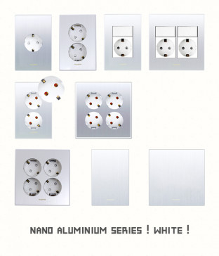 나노 알루미늄 화이트 접지콘센트